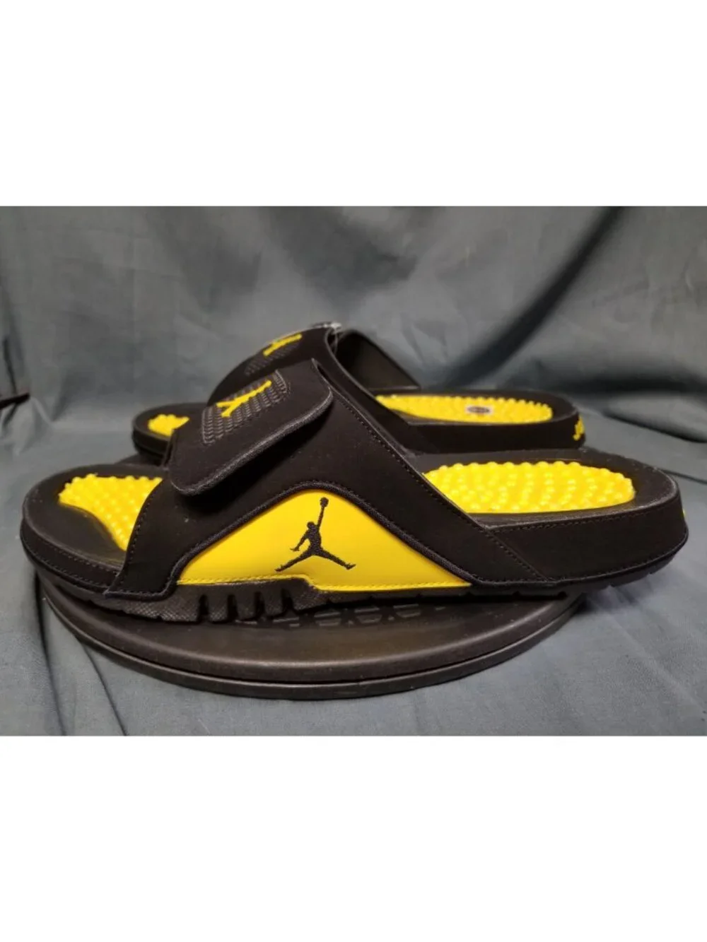 Jordan Hydro IV Retro Sandals Thunder 532225 017 Mens Size 8 NEW w/TAGS!